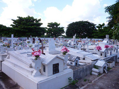 TIZIMIN: Sustos en el cementerio. TIZIMIN: Sustos en el cementerio.