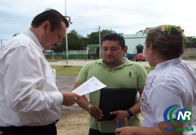 Urge nueva instalación eléctrica en escuela multigrado de Ebtún. Urge nueva instalación eléctrica en escuela multigrado de Ebtún.