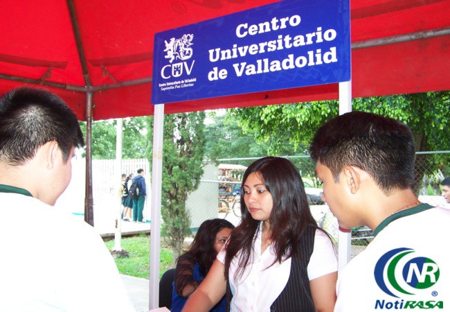 14 universidades se concentran en el Cobay Tizimín. 14 universidades se concentran en el Cobay Tizimín.