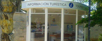 A diario se atienden casi 150 turistas en los módulos de información A diario se atienden casi 150 turistas en los módulos de información