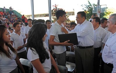 Bienestar Digital: Ahorro y motivación para bachilleres Bienestar Digital: Ahorro y motivación para bachilleres