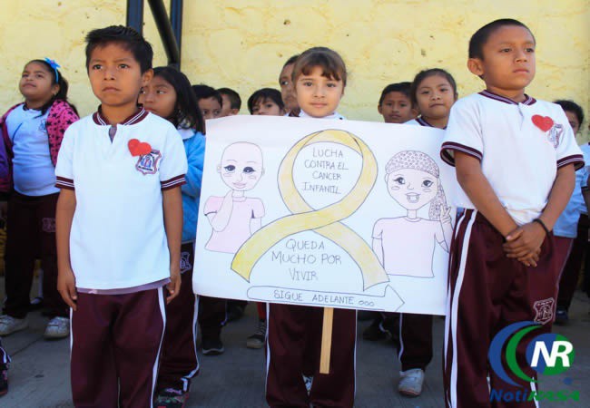 Desfilan en Valladolid para conmemorar el Día internacional del cáncer del niño. Desfilan en Valladolid para conmemorar el Día internacional del cáncer del niño.