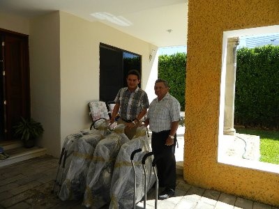 El senador Daniel Ávila entrega apoyos al municipio de Sinanché El senador Daniel Ávila entrega apoyos al municipio de Sinanché