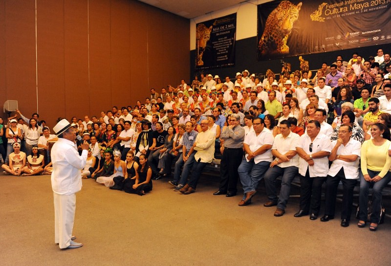 Más de 2,500 artistas locales estarán en el Festival Internacional de la Cultura Maya Más de 2,500 artistas locales estarán en el Festival Internacional de la Cultura Maya