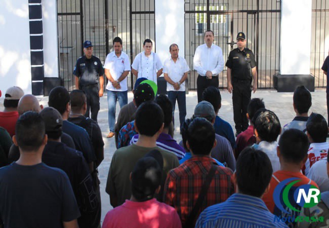 Agradecen y pagan a personal que laboró en seguridad durante la feria de Valladolid 2014. Agradecen y pagan a personal que laboró en seguridad durante la feria de Valladolid 2014.