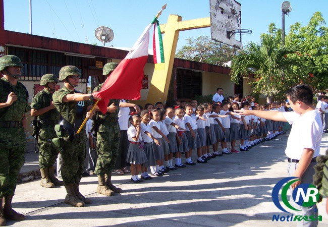 Primaria de Tizimín celebra día del ejército. Primaria de Tizimín celebra día del ejército.