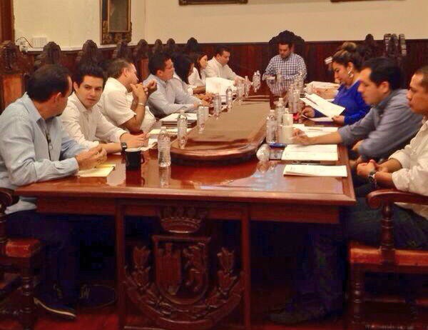 Cabildo meridano aprueba firma de convenio a favor del Desarrollo Urbano Cabildo meridano aprueba firma de convenio a favor del Desarrollo Urbano