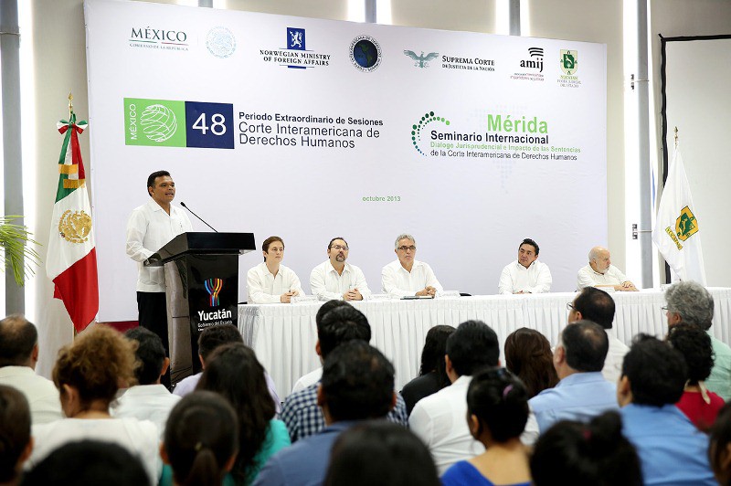 El Gobernador inauguro un importante seminario internacional sobre derechos humanos El Gobernador inauguro un importante seminario internacional sobre derechos humanos