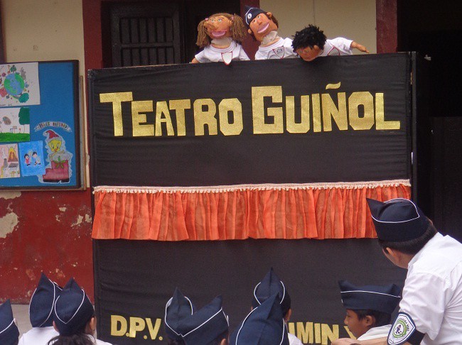 Llevarán teatro guiñol a comisarías de Tizimín. Llevarán teatro guiñol a comisarías de Tizimín.