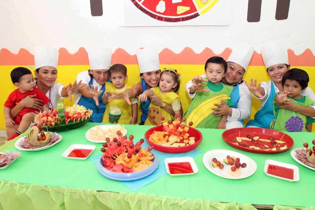 Con bailables enseñan las reglas del buen comer en Cendis del DIF Mérida Con bailables enseñan las reglas del buen comer en Cendis del DIF Mérida