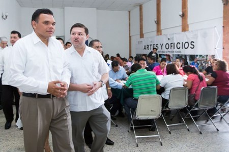 Tener un empleo, la mejor vía para combatir la pobreza Tener un empleo, la mejor vía para combatir la pobreza