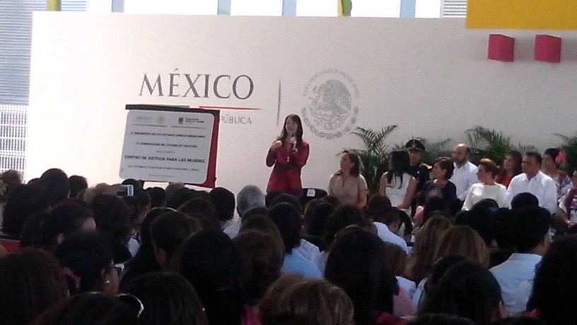 Mujeres lideres del país y su papel en el desarrollo de políticas públicas de México Mujeres lideres del país y su papel en el desarrollo de políticas públicas de México