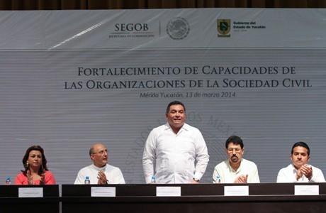 Gobierno del Estado impulsa políticas para fortalecer al sector social Gobierno del Estado impulsa políticas para fortalecer al sector social