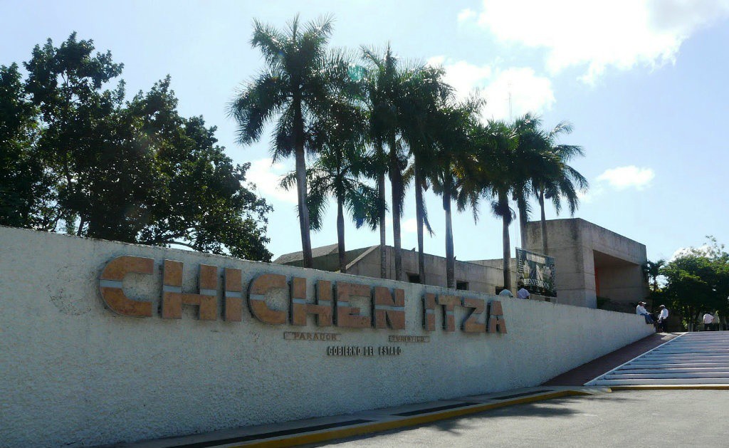 Los dos boletos de Chichén Itzá se venden en una misma taquilla Los dos boletos de Chichén Itzá se venden en una misma taquilla