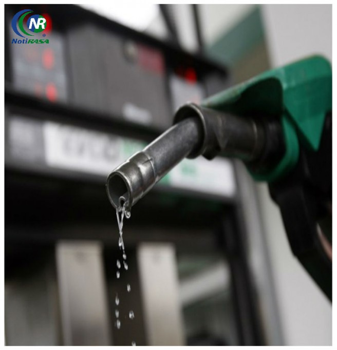 Denuncian gasolinera que al parecer despacha litros incompletos Denuncian gasolinera que al parecer despacha litros incompletos