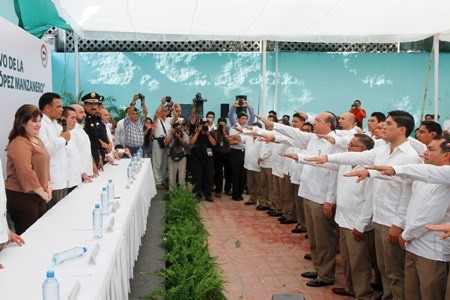 Rindió protesta el nuevo Consejo Directivo de la Alianza de Camioneros de Yucatán Rindió protesta el nuevo Consejo Directivo de la Alianza de Camioneros de Yucatán