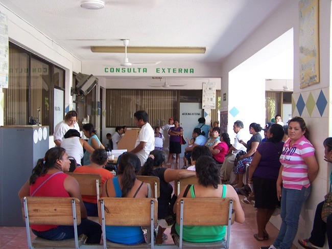Toman represalias contra pasantes de enfermería del Hospital San Carlos de Tizimín. Toman represalias contra pasantes de enfermería del Hospital San Carlos de Tizimín.