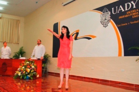 Por primera vez una mujer dirigirá a la Prepa Número 1 Por primera vez una mujer dirigirá a la Prepa Número 1