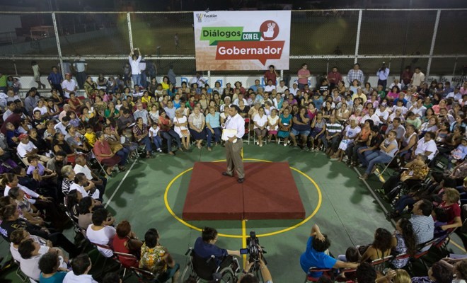 Rolando Zapata Bello visitó a vecinos del oriente de Mérida Rolando Zapata Bello visitó a vecinos del oriente de Mérida