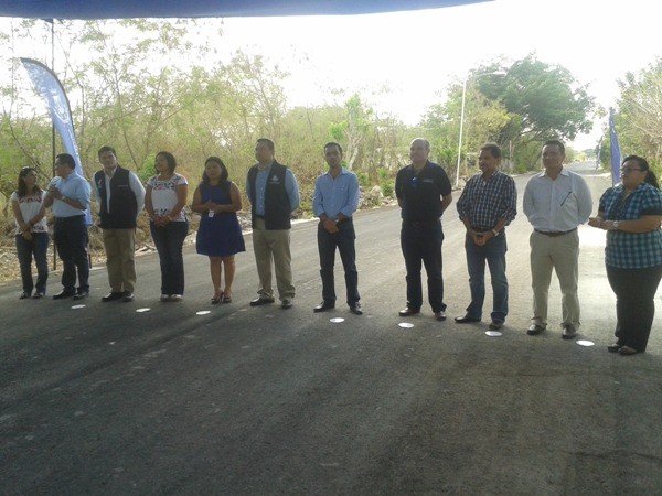 Entrega Ayuntamiento obras en Xcantún por más de 1.4 MDP Entrega Ayuntamiento obras en Xcantún por más de 1.4 MDP