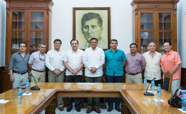 Impulso decidido a la industria del vestido en Yucatán Impulso decidido a la industria del vestido en Yucatán