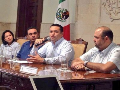 Renán Barrera espera que al termino de su administración también acabe el ambulantaje Renán Barrera espera que al termino de su administración también acabe el ambulantaje