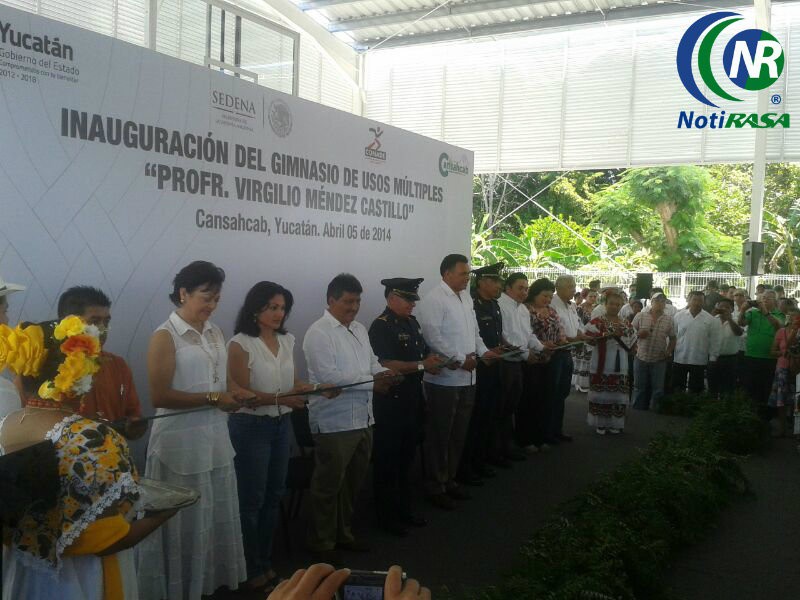 Inauguran gimnasio de usos mútiples en Cansahcab Inauguran gimnasio de usos mútiples en Cansahcab