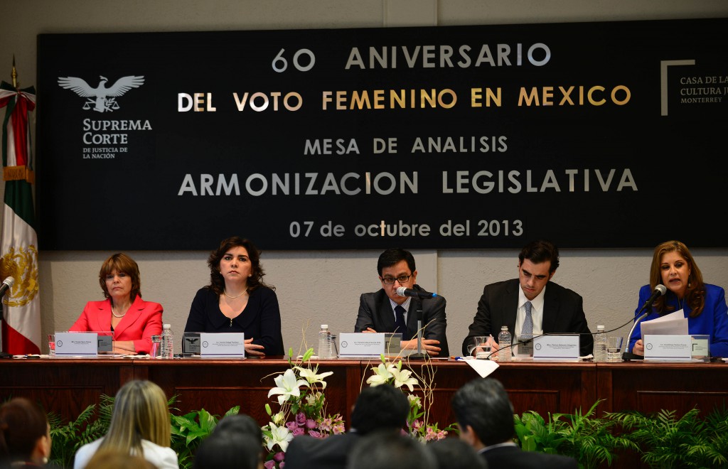 Se pronuncia Ivonne Ortega por igualdad y una vida digna para las mujeres Se pronuncia Ivonne Ortega por igualdad y una vida digna para las mujeres