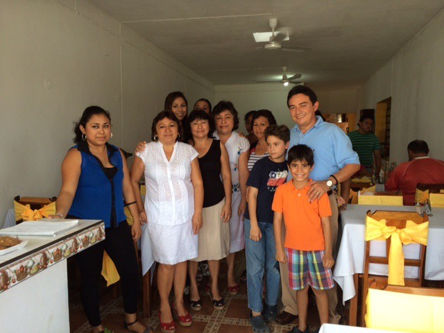 Gestiona Ávila Ruiz créditos para fomentar cocinas económicas en Yucatán Gestiona Ávila Ruiz créditos para fomentar cocinas económicas en Yucatán