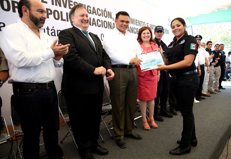 Especialización francesa para agentes de la FGE Especialización francesa para agentes de la FGE