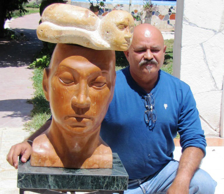 Escultor yucateco expondrá sus obras en la capital del país Escultor yucateco expondrá sus obras en la capital del país