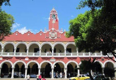 Exigen beneficios para viudas de jubilados del Ayuntamiento de Mérida Exigen beneficios para viudas de jubilados del Ayuntamiento de Mérida