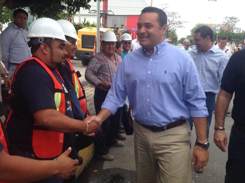 Inicia la repavimentación de la Prolongación Paseo de Montejo Inicia la repavimentación de la Prolongación Paseo de Montejo