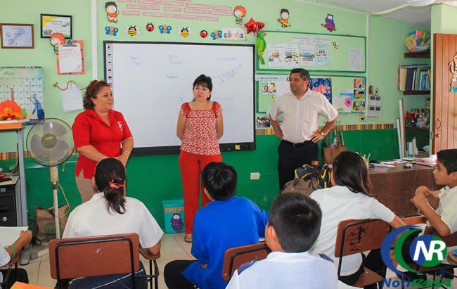Eligen a Maestra Distinguida del 2014, en Valladolid Eligen a Maestra Distinguida del 2014, en Valladolid