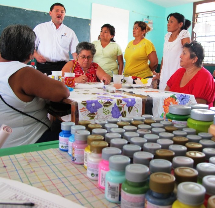 Capacitan con cursos de autoempleo a mujeres del oriente de Mérida Capacitan con cursos de autoempleo a mujeres del oriente de Mérida