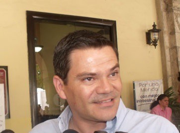 Confirma Ayuntamiento de Mérida renuncia de Vitelli Macías Confirma Ayuntamiento de Mérida renuncia de Vitelli Macías