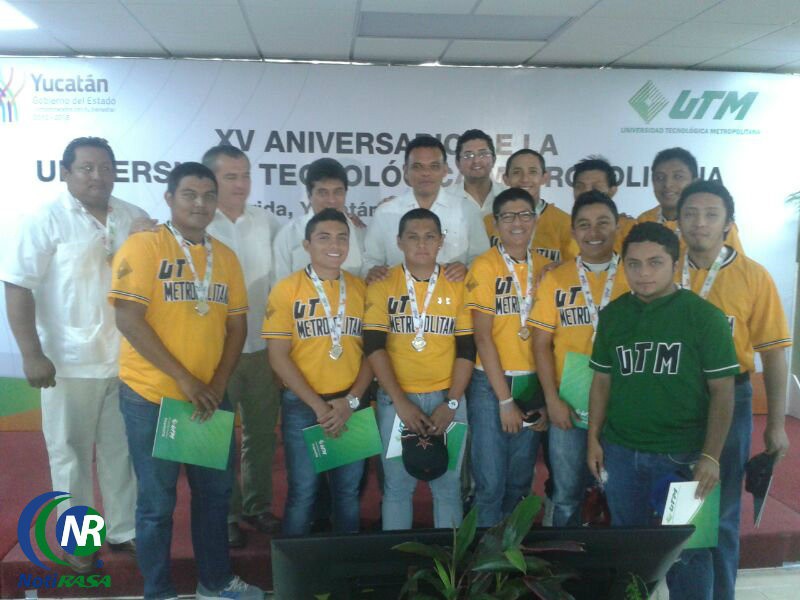 Conmemora la Universidad Tecnológica Metropolitana su XV aniversario Conmemora la Universidad Tecnológica Metropolitana su XV aniversario