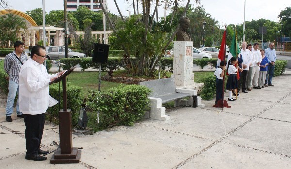 Conmemoran aniversario luctuoso de José Martí Conmemoran aniversario luctuoso de José Martí