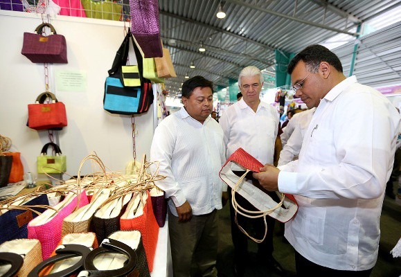 Se espera una derrama económica de 20 millones de pesos durante La Semana de Yucatán Se espera una derrama económica de 20 millones de pesos durante La Semana de Yucatán