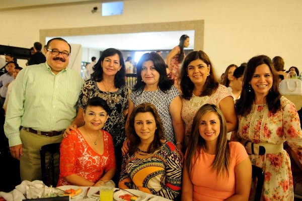 12 instituciones al servicio de la comunidad recibirán nuevos recursos 12 instituciones al servicio de la comunidad recibirán nuevos recursos