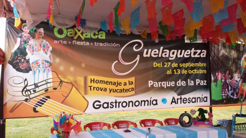Rinden homenaje a los trovadores yucatecos durante la muestra “Oaxaca, Arte, Fiesta y Tradición” Rinden homenaje a los trovadores yucatecos durante la muestra “Oaxaca, Arte, Fiesta y Tradición”