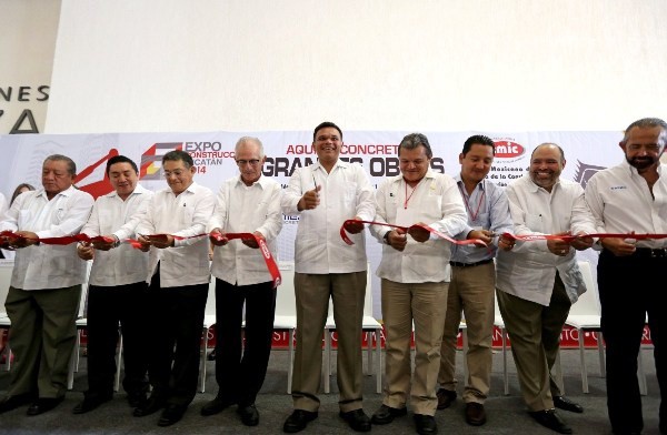 Inaugura Gobernador la Expo Construcción Yucatán 2014 y la séptima Reunión Regional de Infraestructura Inaugura Gobernador la Expo Construcción Yucatán 2014 y la séptima Reunión Regional de Infraestructura