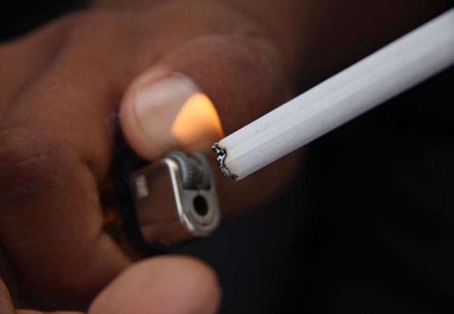 El impuesto al tabaco alienta al contrabando de cigarros El impuesto al tabaco alienta al contrabando de cigarros