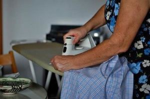Mujeres realizan la mayor parte el trabajo no remunerado Mujeres realizan la mayor parte el trabajo no remunerado