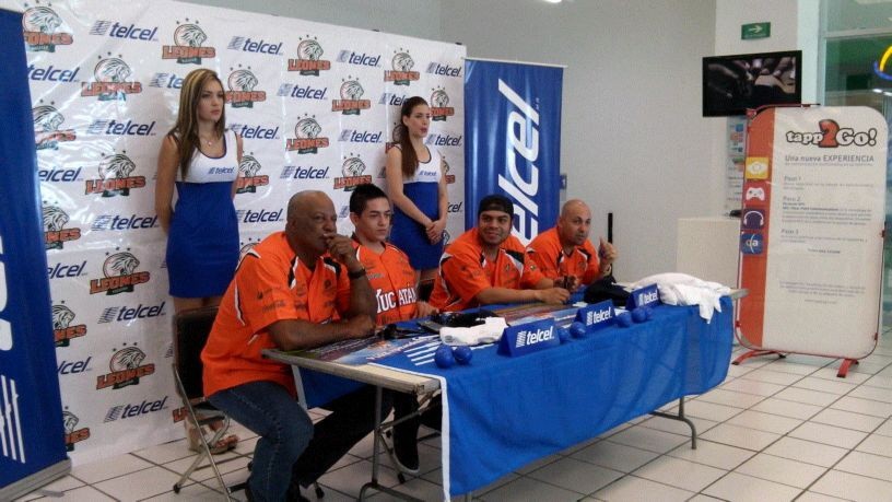 Telcel realizó una firma de autógrafos con los Leones de Yucatán Telcel realizó una firma de autógrafos con los Leones de Yucatán