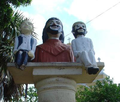 Por lluvias se desprendió el "Chel de Kanasín" del monumento de Pepillín Por lluvias se desprendió el "Chel de Kanasín" del monumento de Pepillín