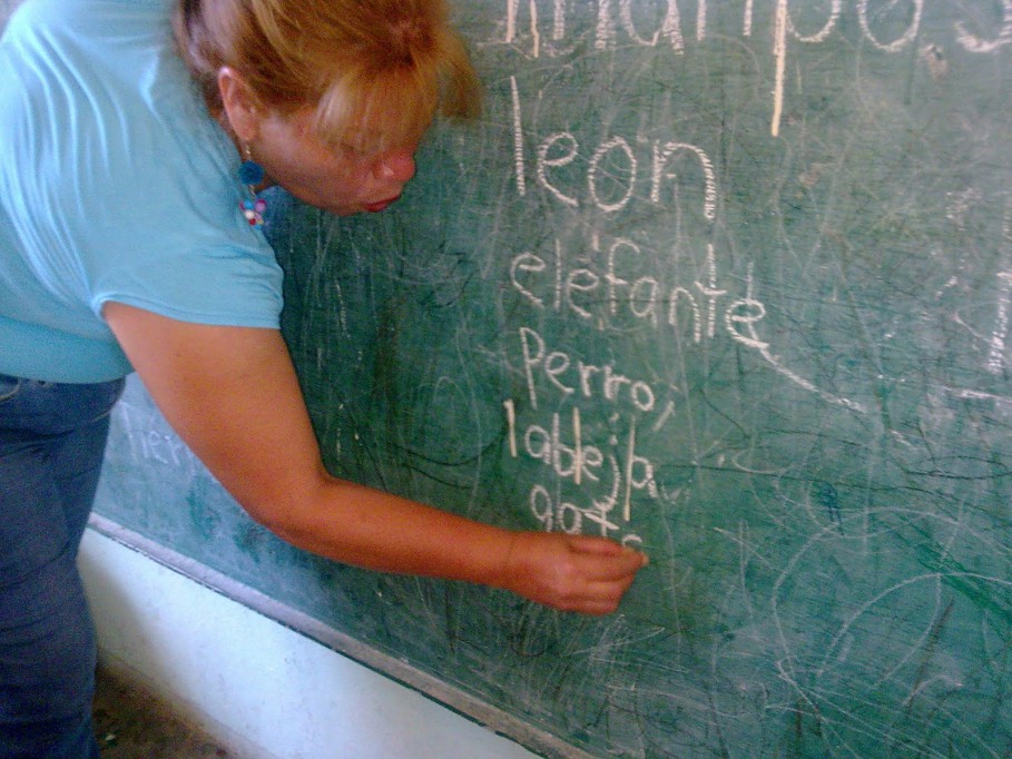 En Tizimín se quejan de una maestra “muy estricta” En Tizimín se quejan de una maestra “muy estricta”