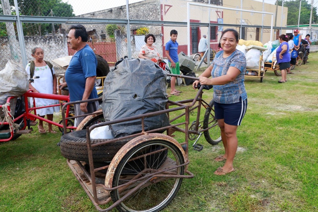 Descacharrización masiva en comisarías de Mérida Descacharrización masiva en comisarías de Mérida