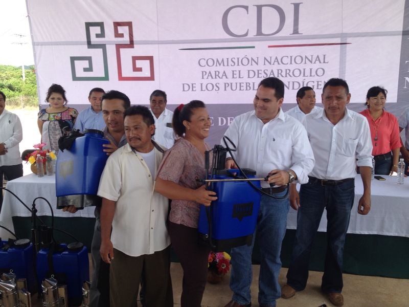 CDI entrega cheques para proyectos productivos del sur de la entidad CDI entrega cheques para proyectos productivos del sur de la entidad