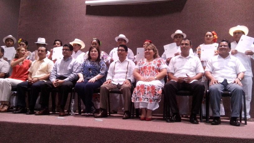 Certifican a intérpretes mayas para apoyar en materia de salud y justicia Certifican a intérpretes mayas para apoyar en materia de salud y justicia